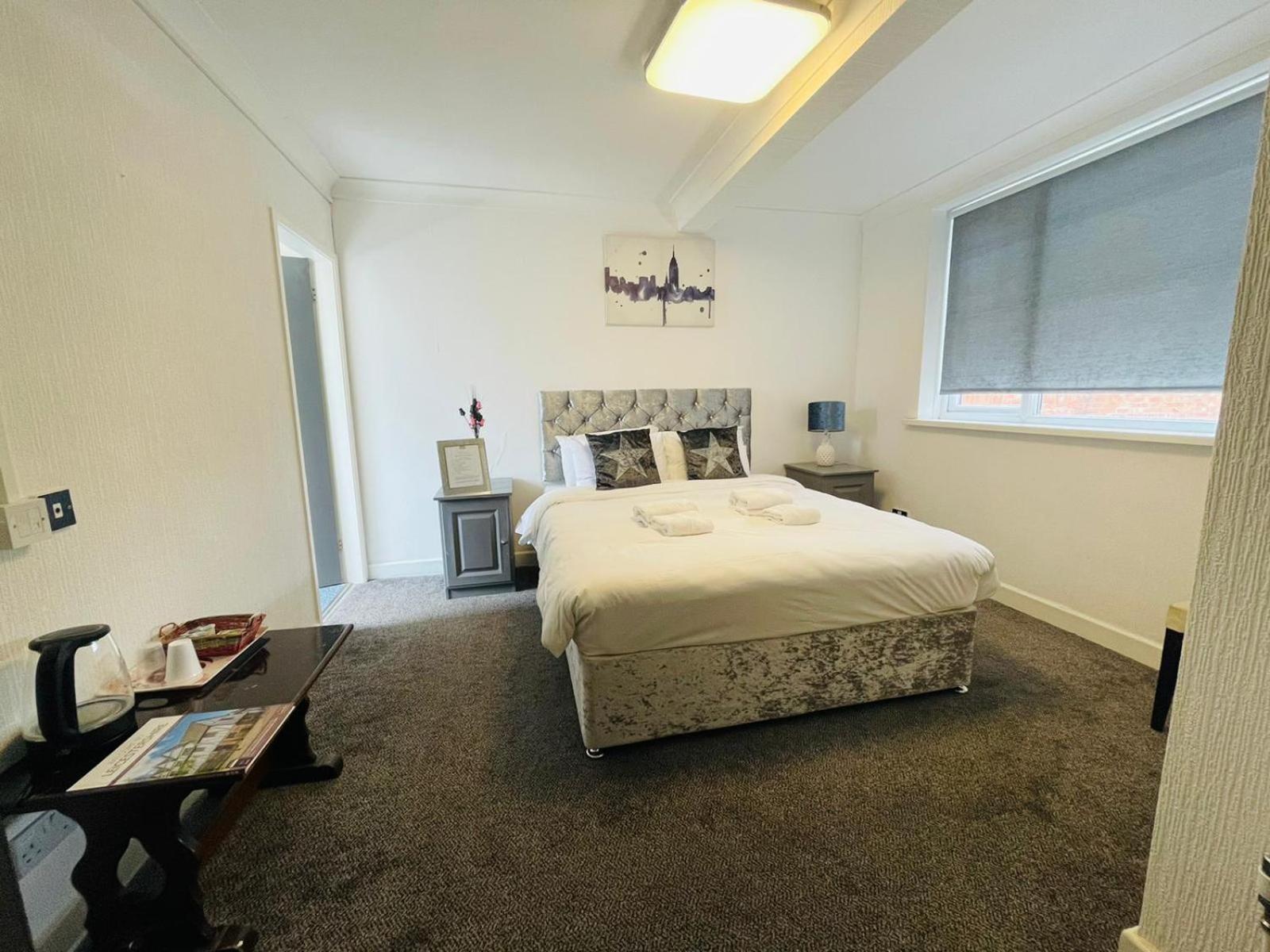Star Hotel, South Leicester Bagian luar foto