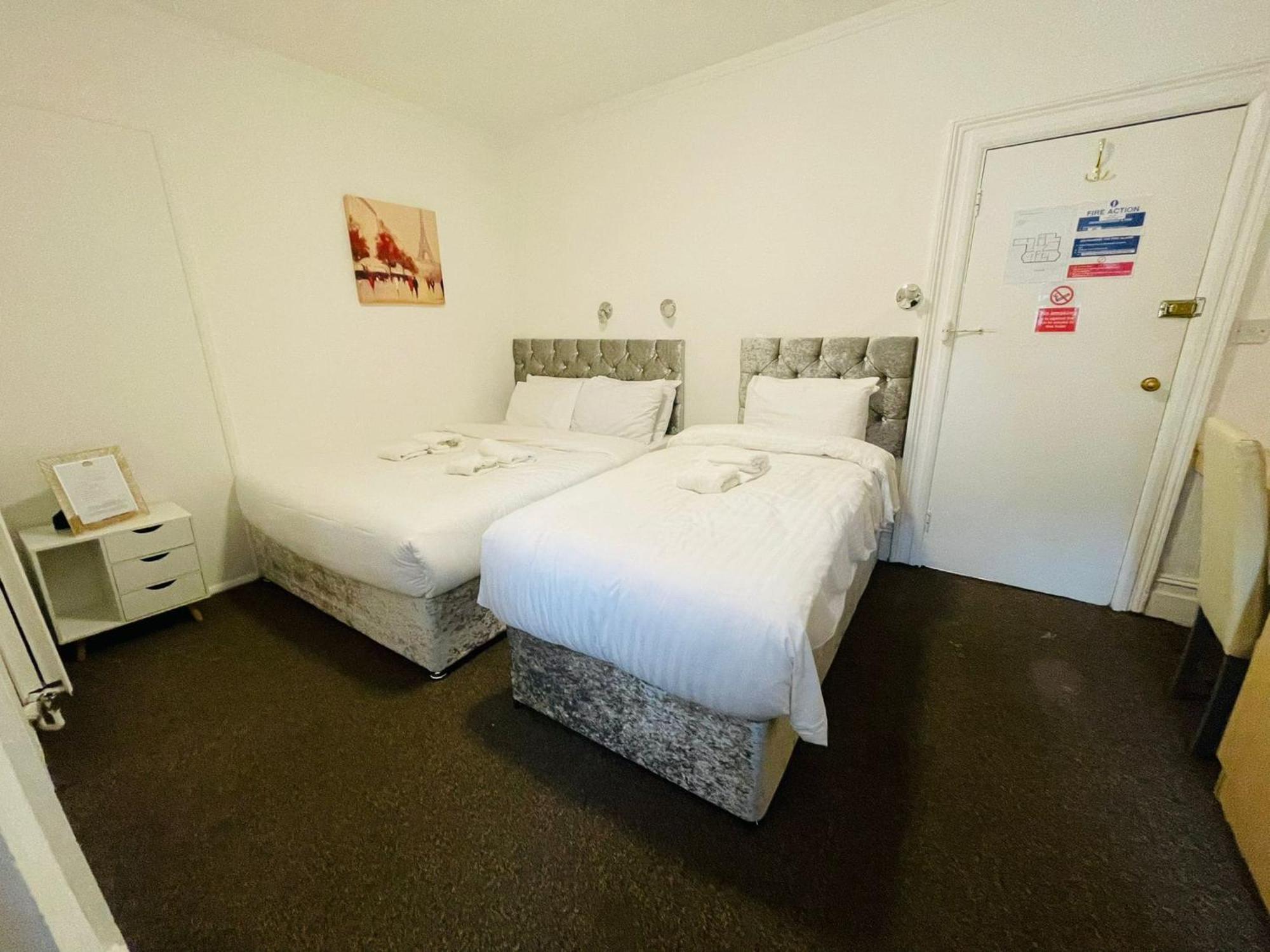 Star Hotel, South Leicester Bagian luar foto