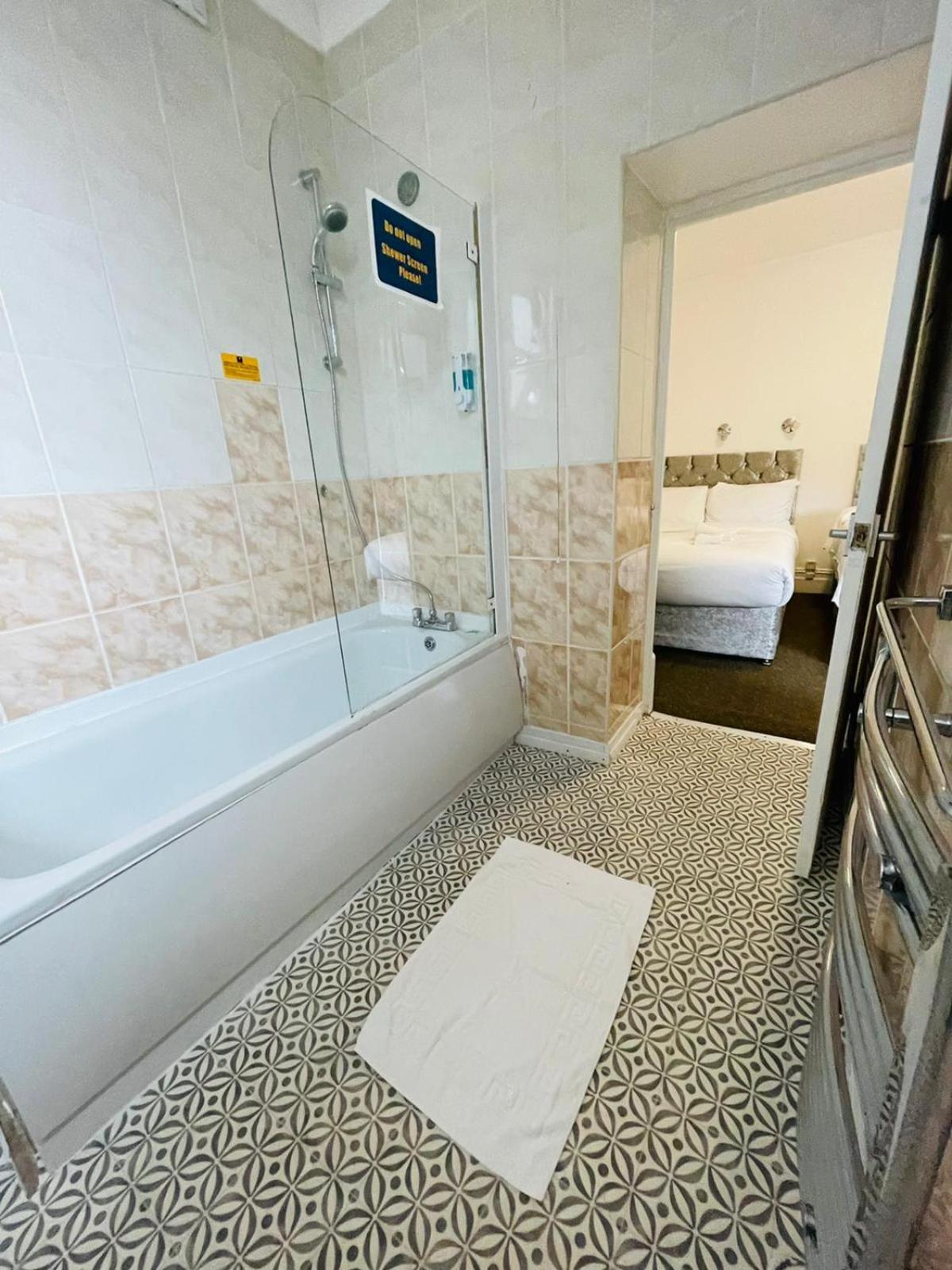 Star Hotel, South Leicester Bagian luar foto