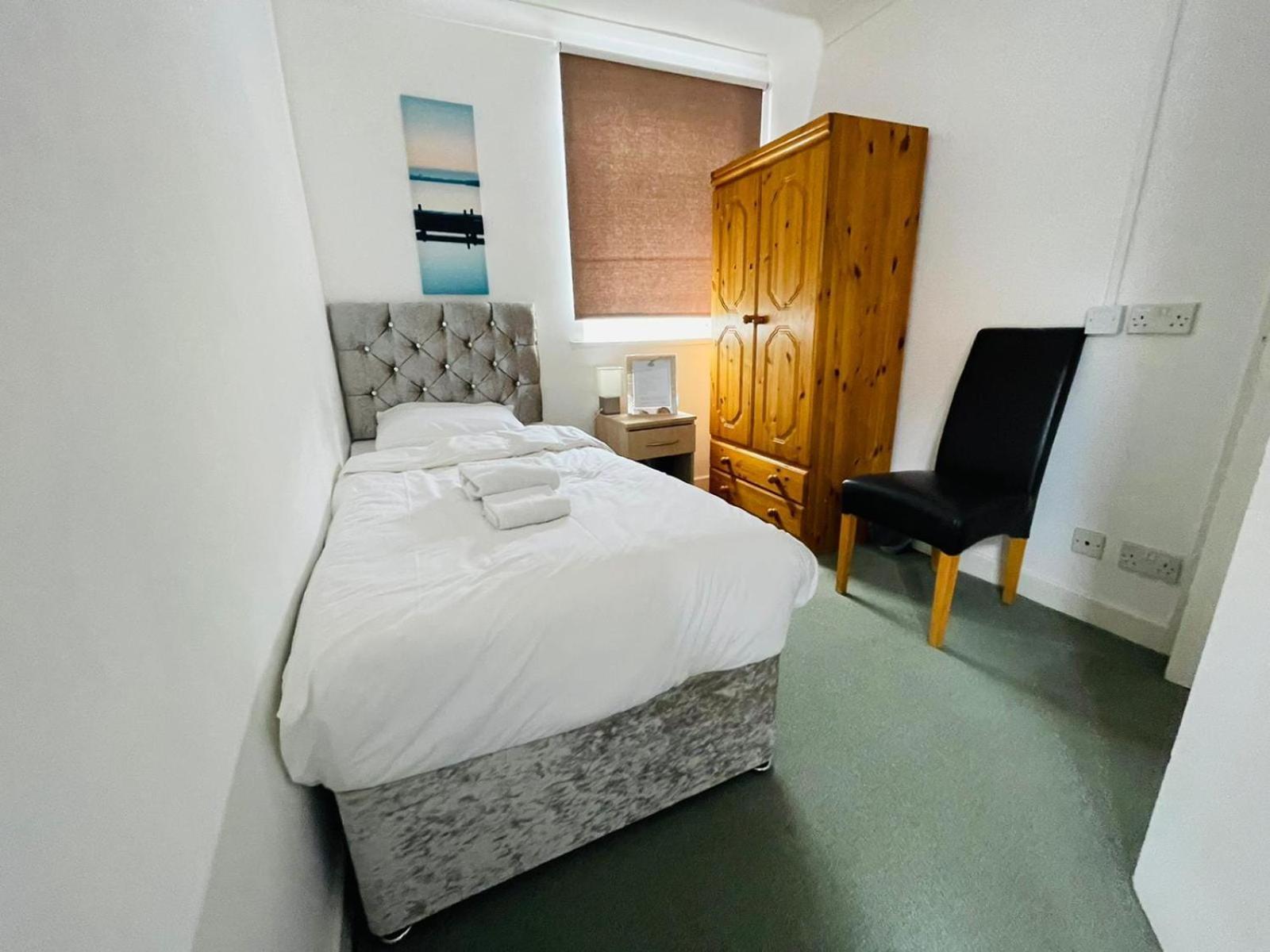 Star Hotel, South Leicester Bagian luar foto