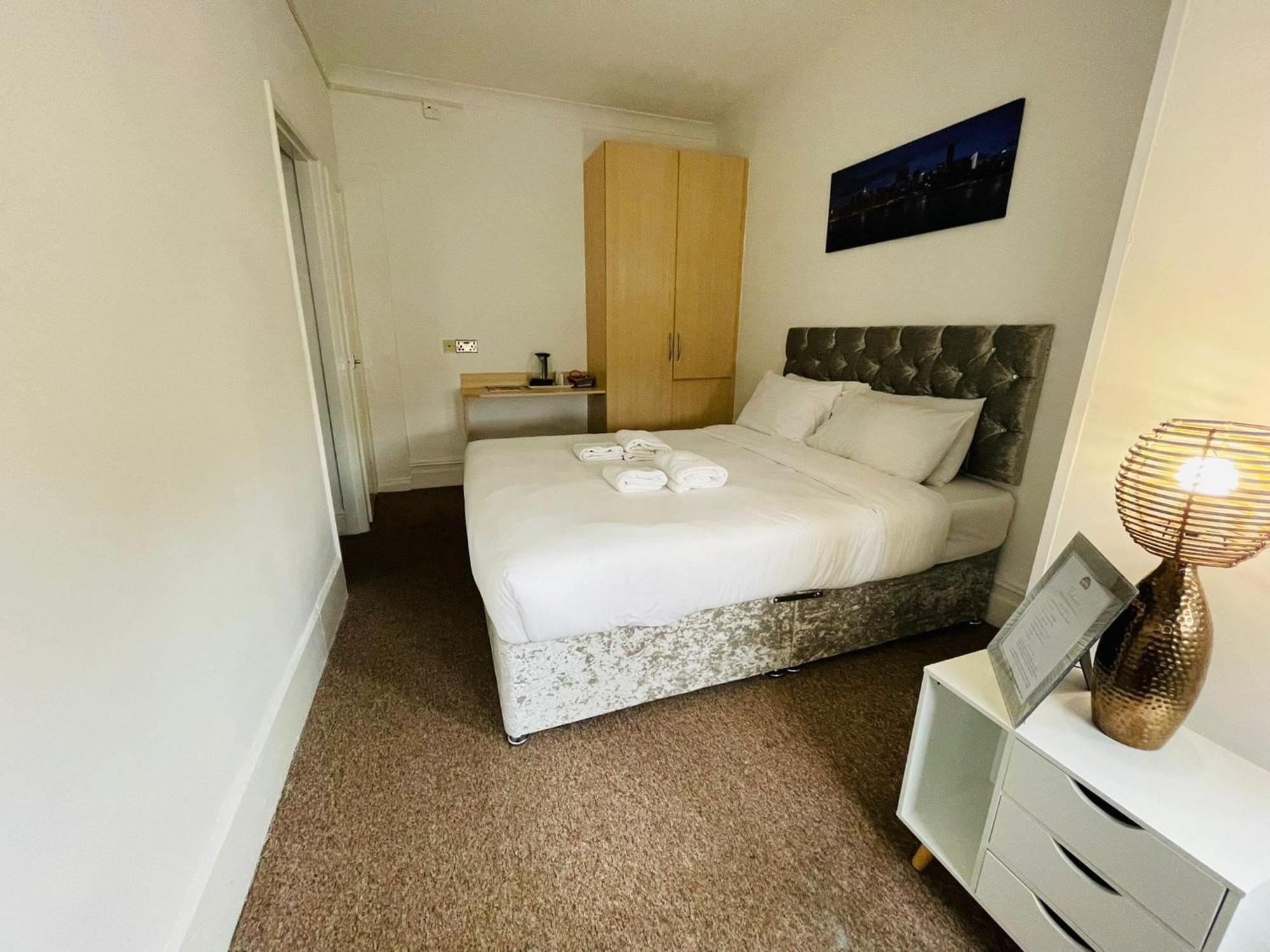 Star Hotel, South Leicester Bagian luar foto